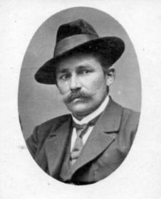 Eschbaumer Sebastian, Gründungs-Mitglied.jpg